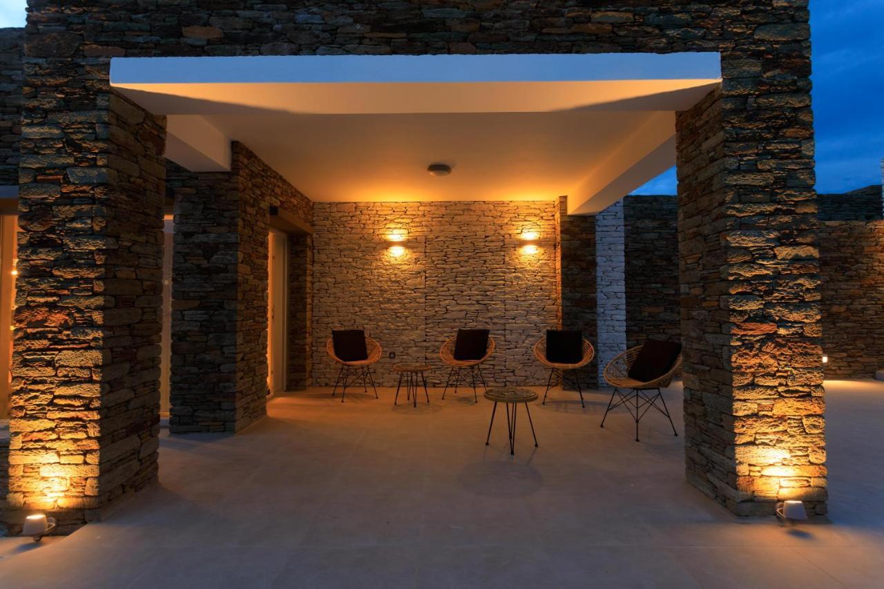 Iliades Luxury Boutique Suites Баци Екстериор снимка