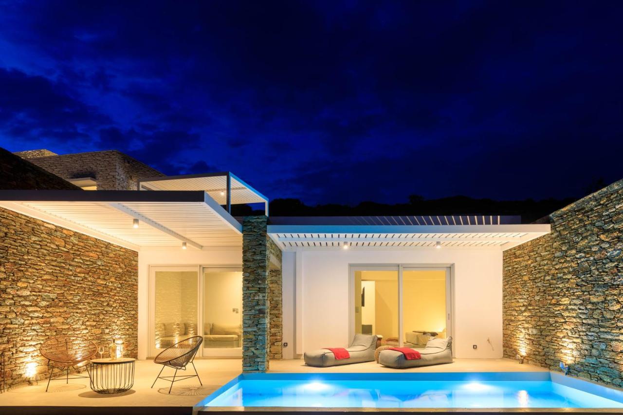 Iliades Luxury Boutique Suites Баци Екстериор снимка